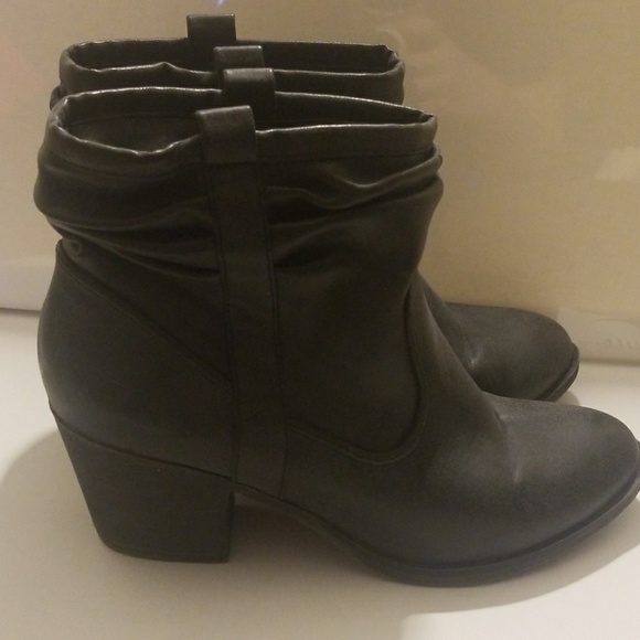 Rocket Dog K9 Gray Booties - Picture 2 of 4